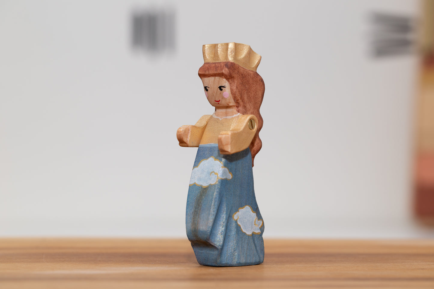 Cloud Princess with moving arms
