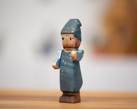 Wizard with short hair